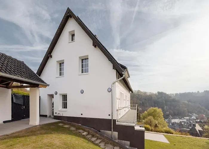 Bienenhaus * Monschau